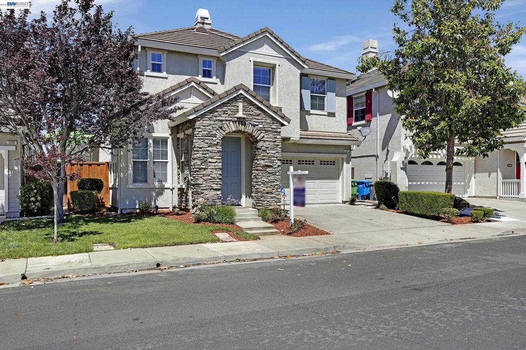 221 Dutra Vernaci Dr. - Photo 1
