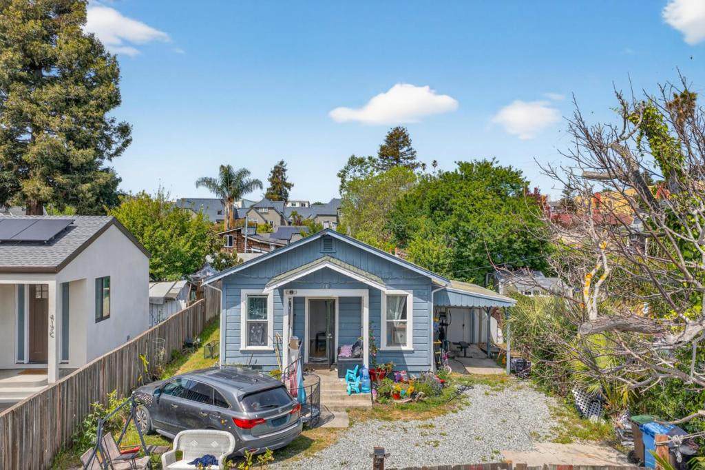 419 Barson Street - Photo 1