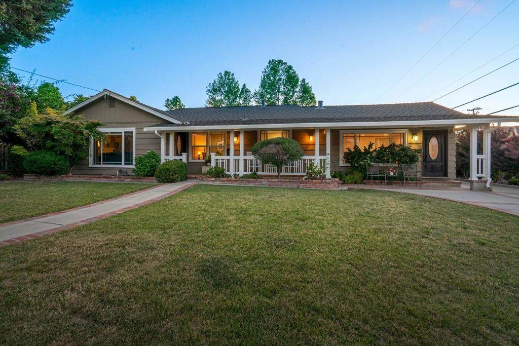 121 Victor Avenue - Photo 1