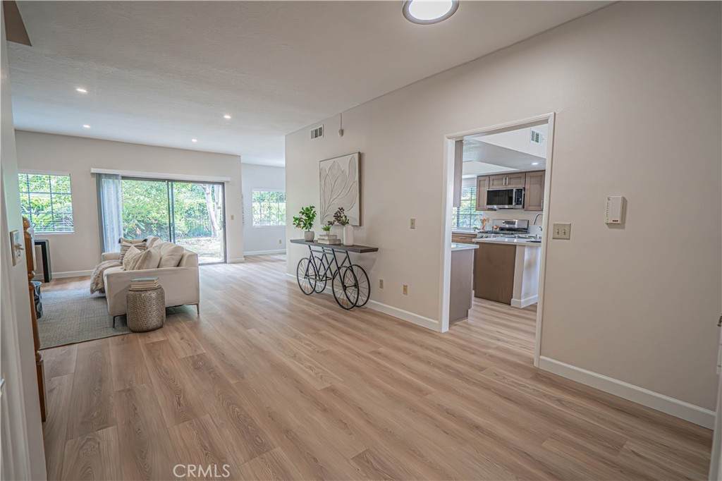 6527 Beachview Drive - Photo 1