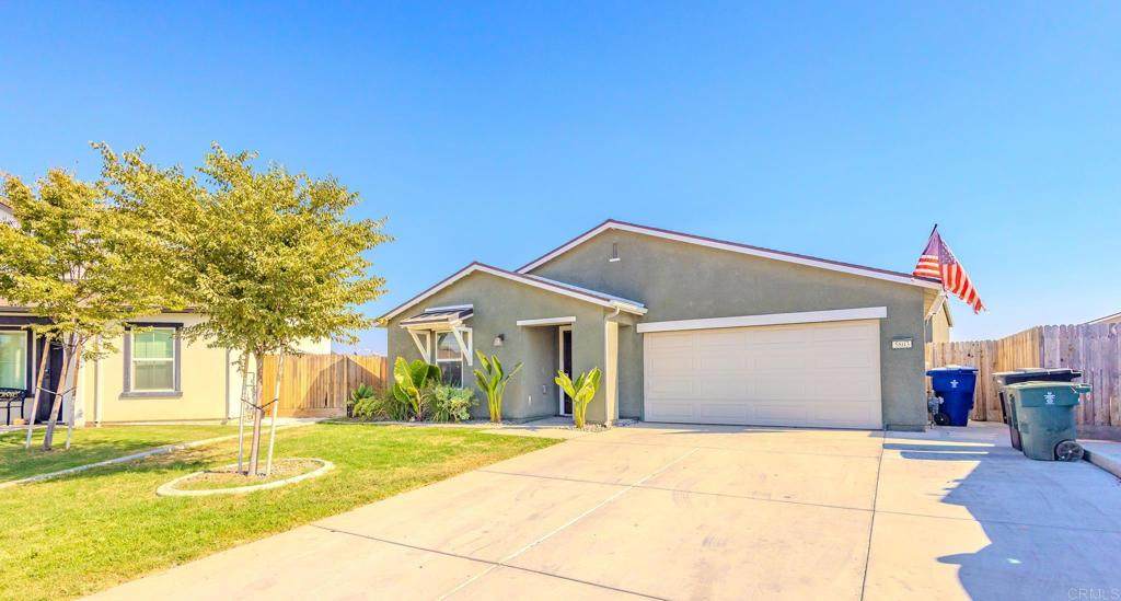 5803 Vespucci Avenue - Photo 1