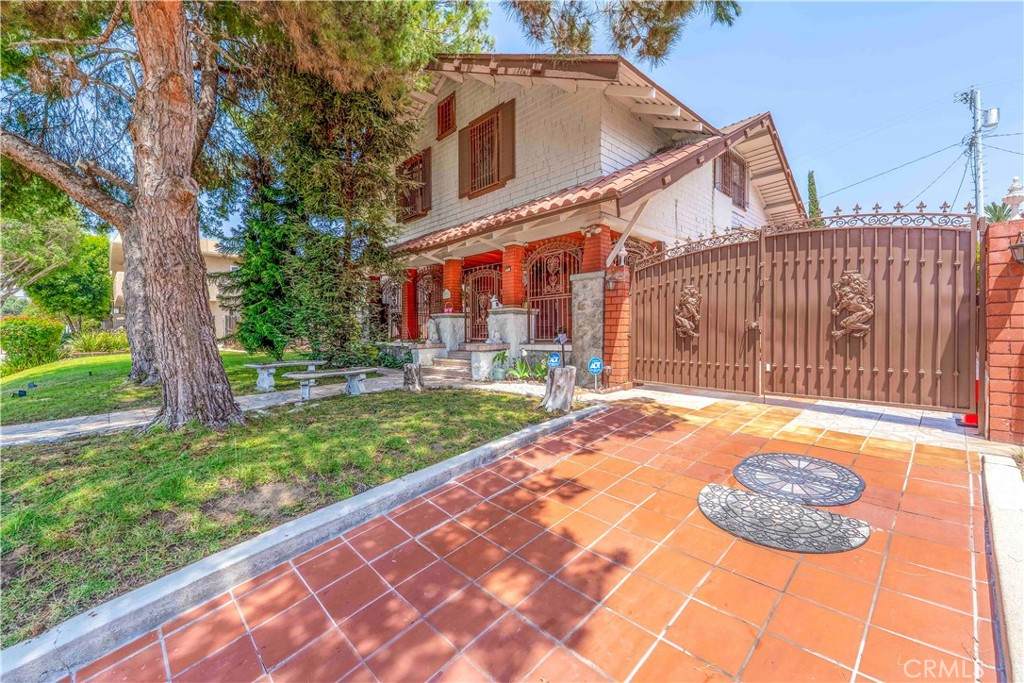 https://bt-photos.global.ssl.fastly.net/socal/orig_boomver_1_435946525-2.jpg