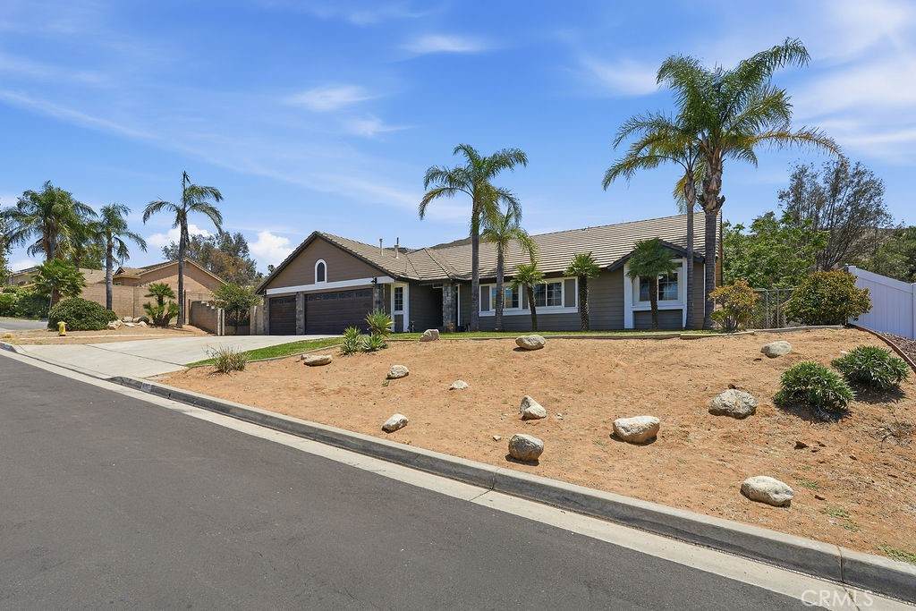 https://bt-photos.global.ssl.fastly.net/socal/orig_boomver_1_435958546-2.jpg