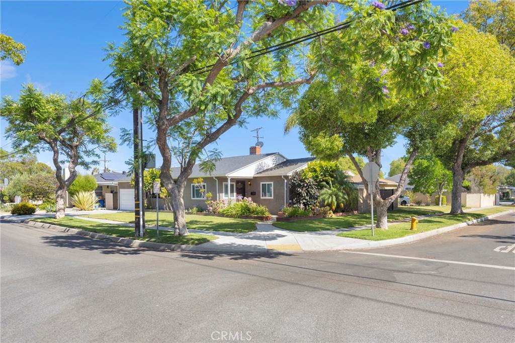 https://bt-photos.global.ssl.fastly.net/socal/orig_boomver_2_435962651-2.jpg