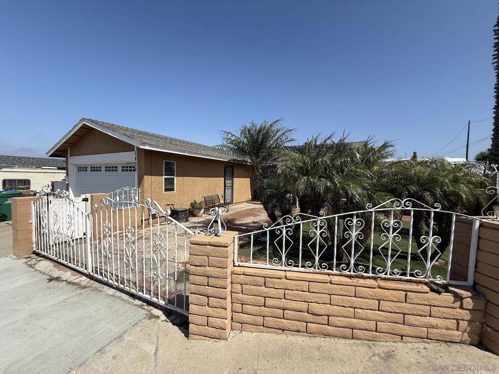 https://bt-photos.global.ssl.fastly.net/socal/orig_boomver_1_435963962-2.jpg