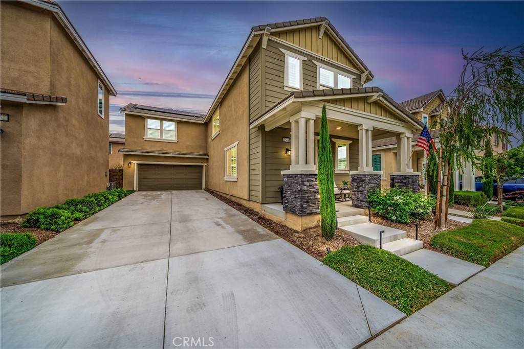 2561 Wren Way - Photo 1