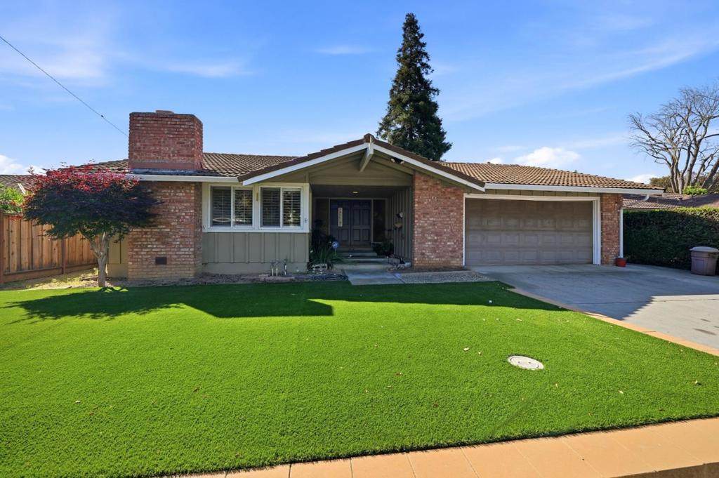1614 Glenfield Drive - Photo 1
