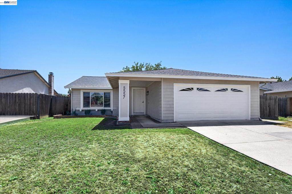 5557 Berwind Ave - Photo 1