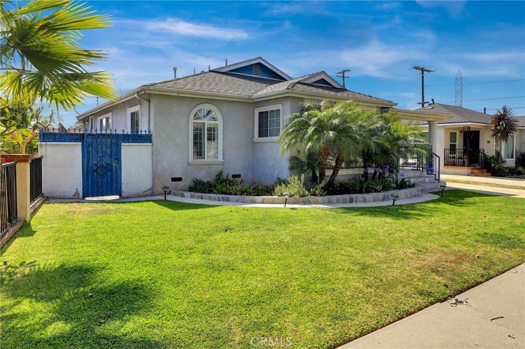 https://bt-photos.global.ssl.fastly.net/socal/orig_boomver_1_436143405-2.jpg