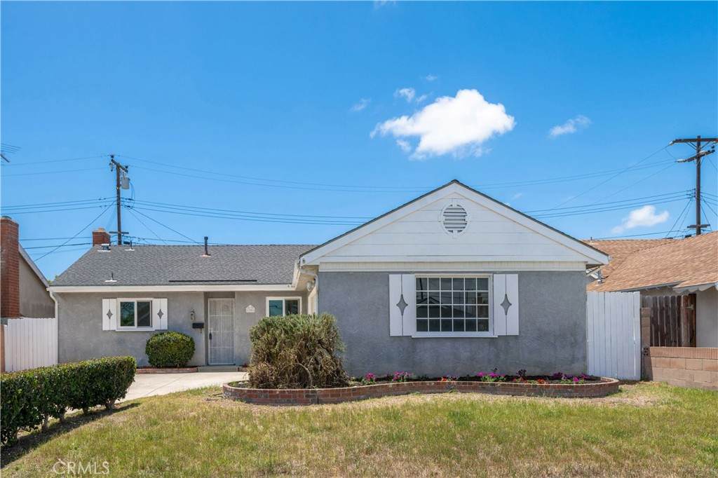 17081 Kampen Lane - Photo 1