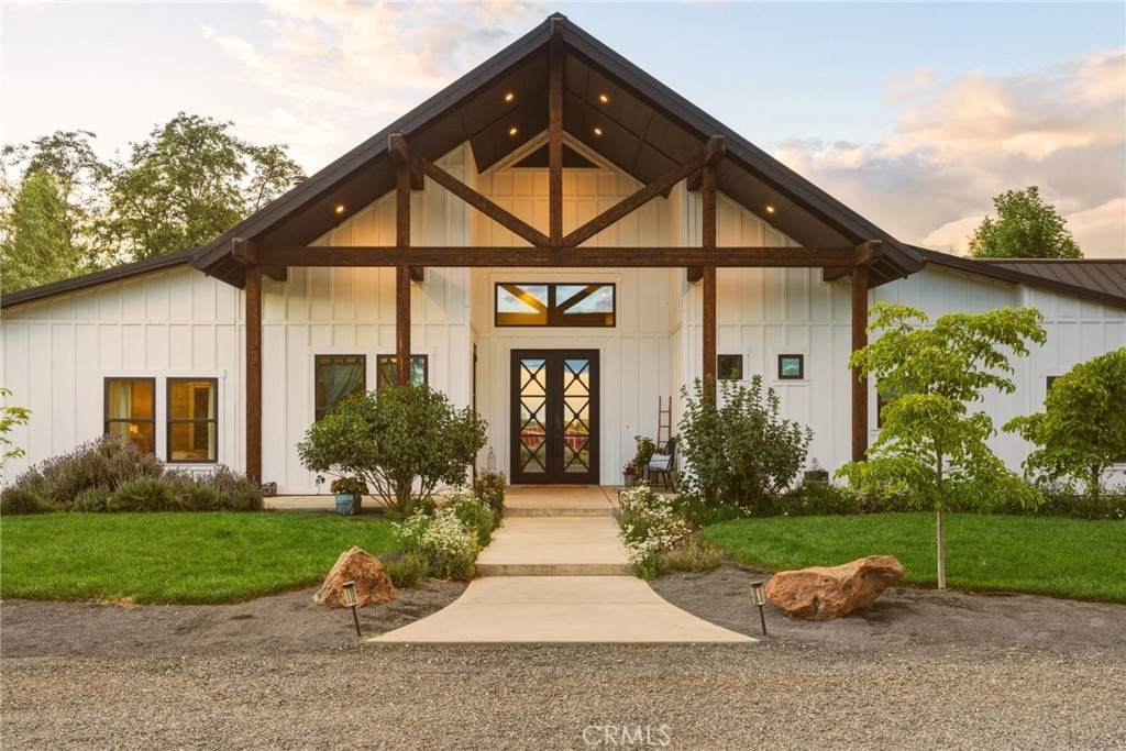 3016 Grape Way - Photo 1
