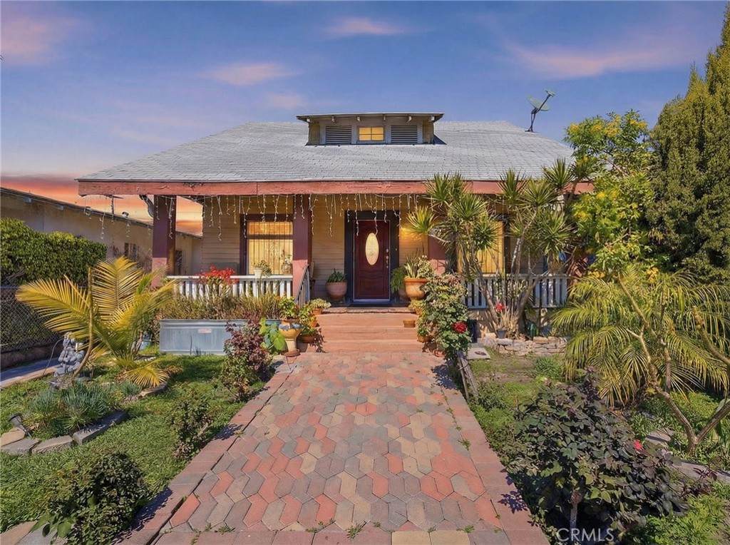 123 65th Street - Photo 1