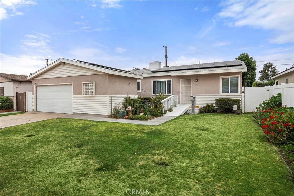 1467 W Flower Ave - Photo 1