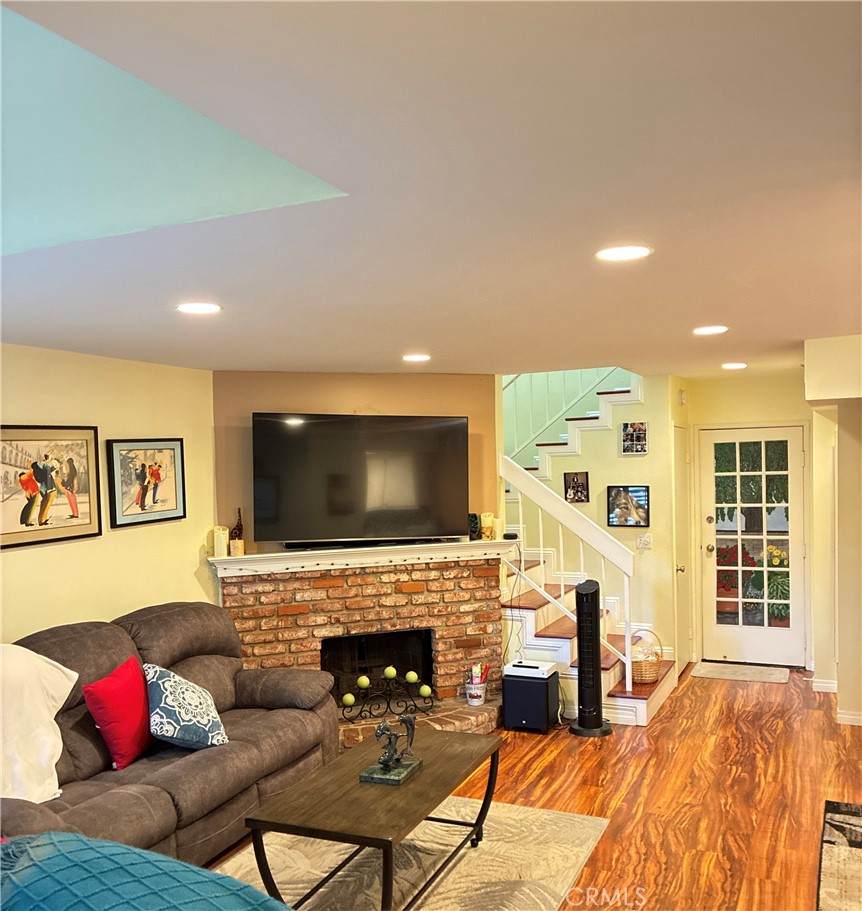 https://bt-photos.global.ssl.fastly.net/socal/orig_boomver_1_436544246-2.jpg