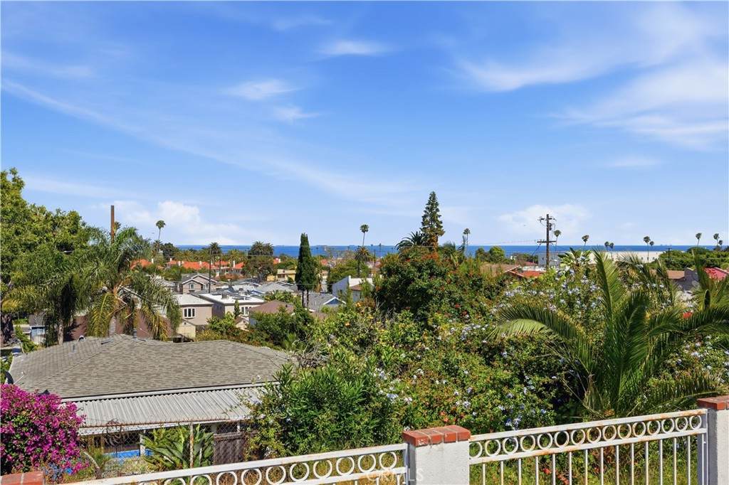 https://bt-photos.global.ssl.fastly.net/socal/orig_boomver_1_436711218-2.jpg