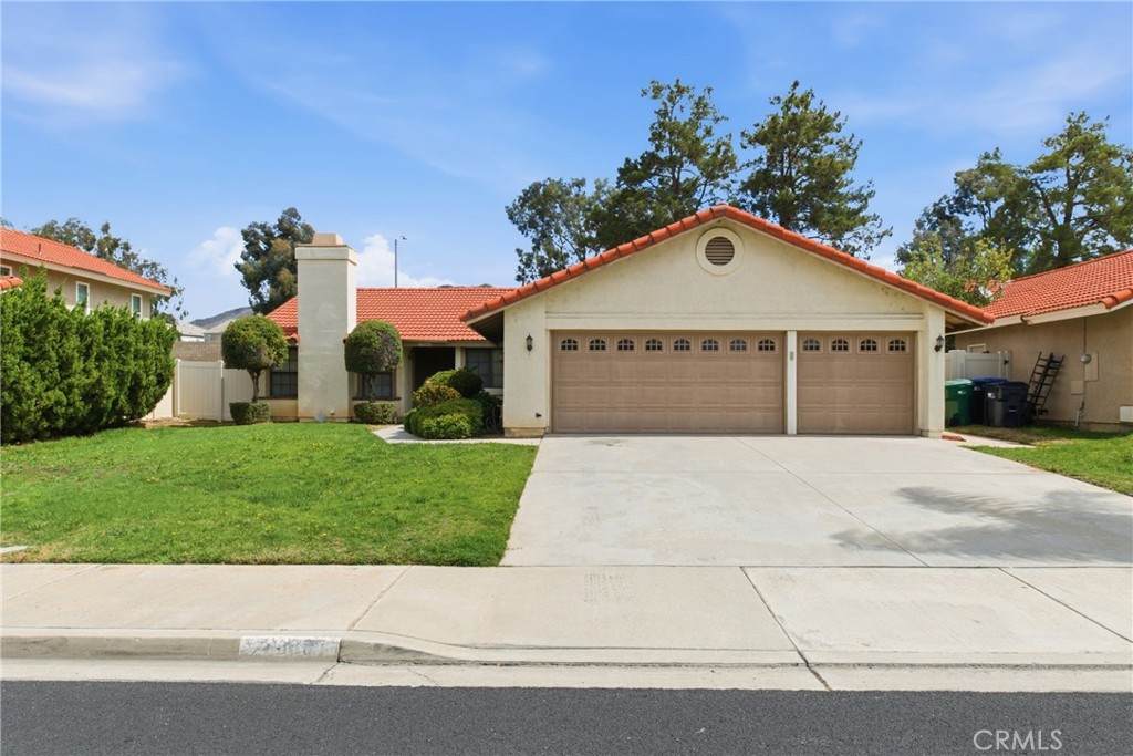 23886 Pine Field - Photo 1
