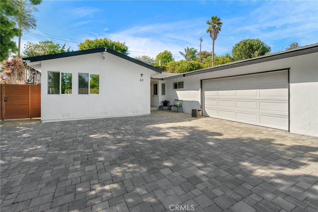 https://bt-photos.global.ssl.fastly.net/socal/orig_boomver_1_436732292-2.jpg