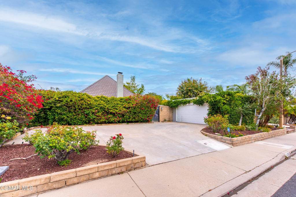 4210 Beaucroft Court - Photo 1