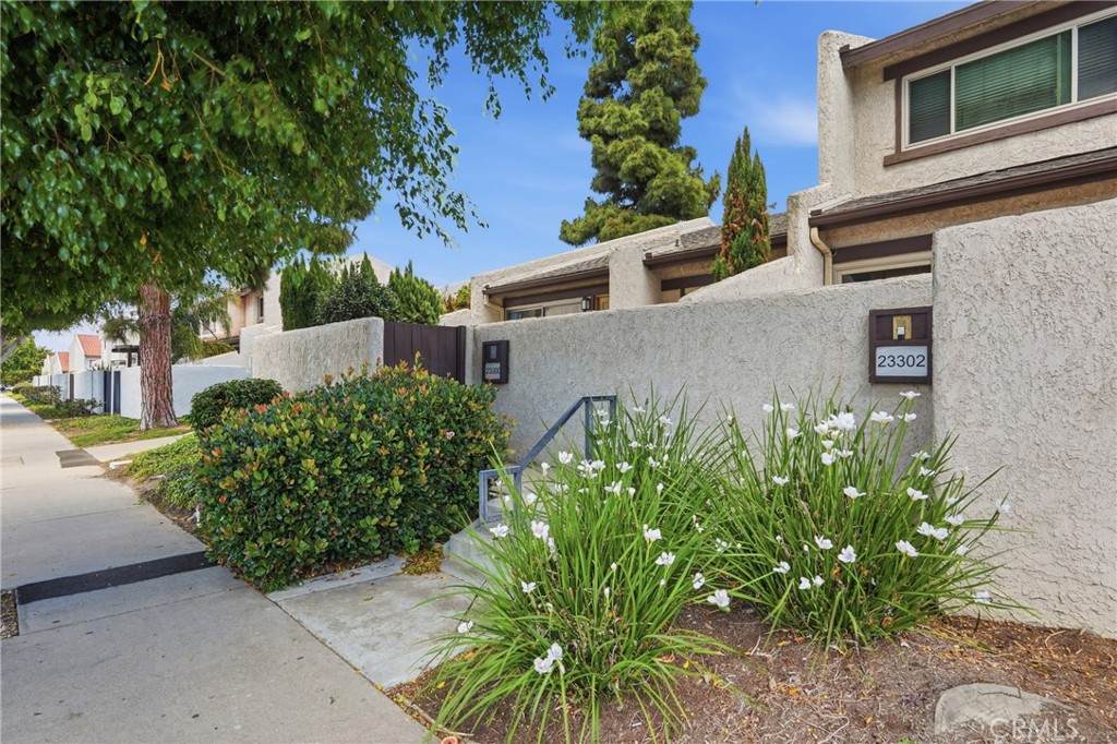 23300 Vermont Avenue - Photo 1