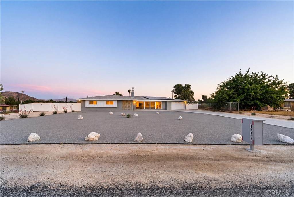 https://bt-photos.global.ssl.fastly.net/socal/orig_boomver_1_437322331-2.jpg