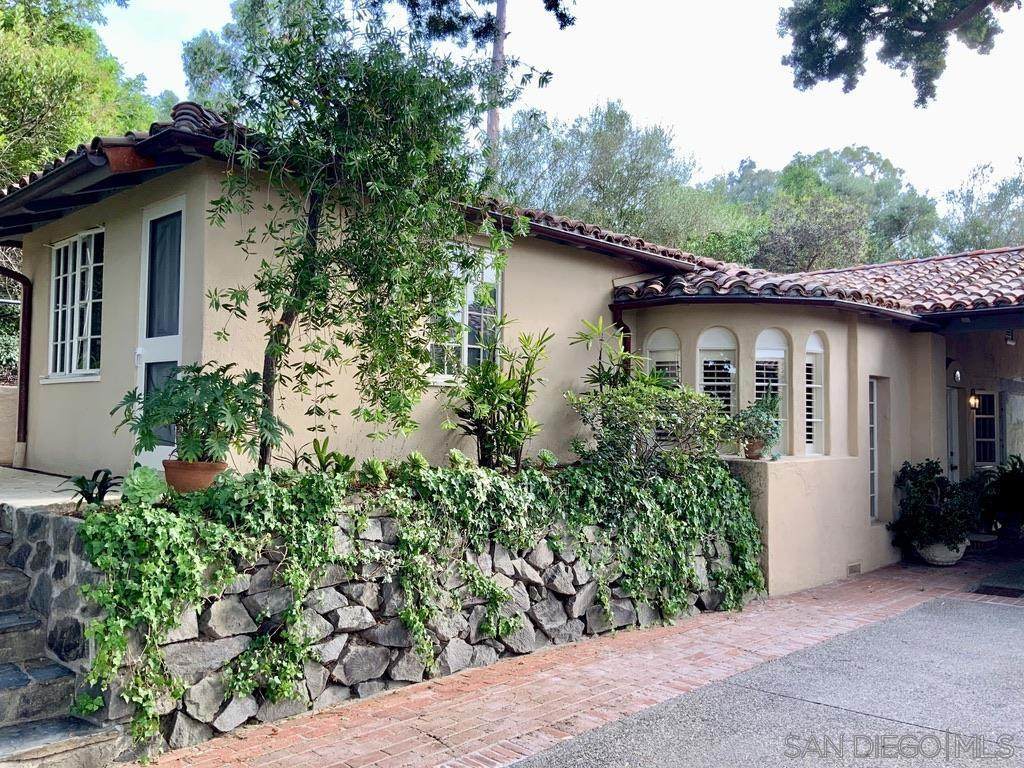 5505 Codorniz (Gate House) - Photo 1