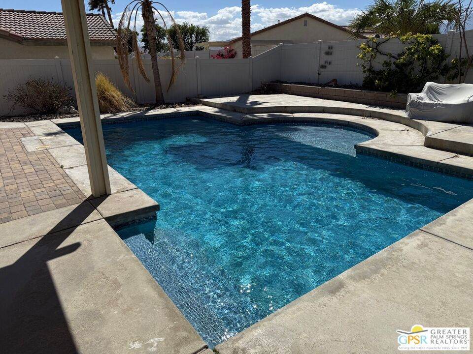 https://bt-photos.global.ssl.fastly.net/socal/orig_boomver_1_437435672-2.jpg