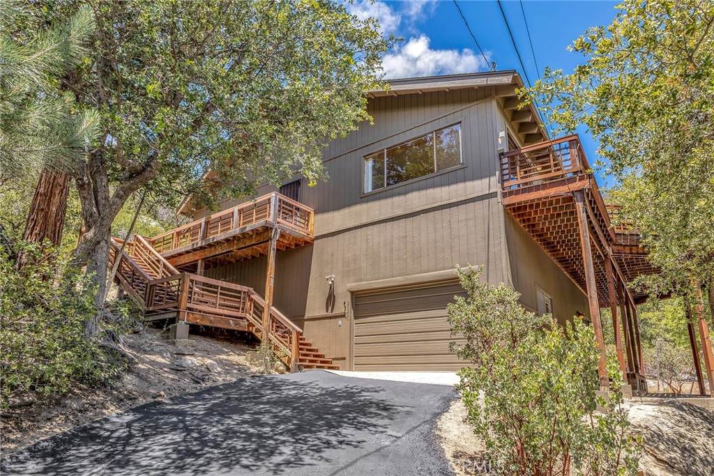 25360 Green Oaks Court - Photo 1