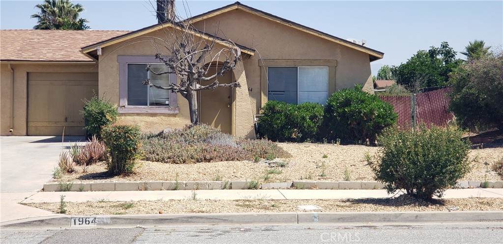 1964 Oakland Avenue - Photo 1