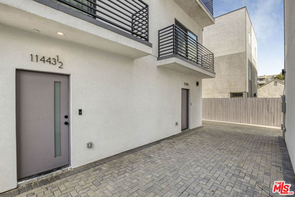 https://bt-photos.global.ssl.fastly.net/socal/orig_boomver_1_437465222-2.jpg