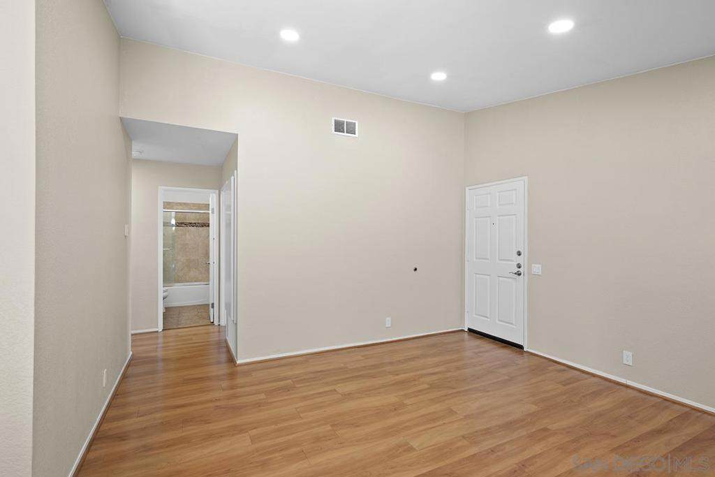 https://bt-photos.global.ssl.fastly.net/socal/orig_boomver_1_437511882-2.jpg