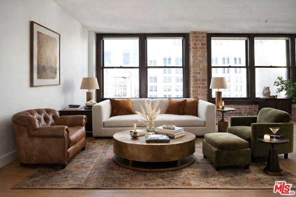 460 Spring Street - Photo 1