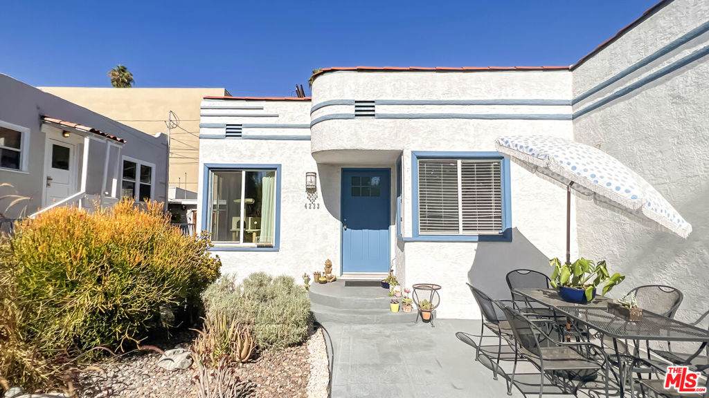 4233 Gateway Avenue - Photo 1