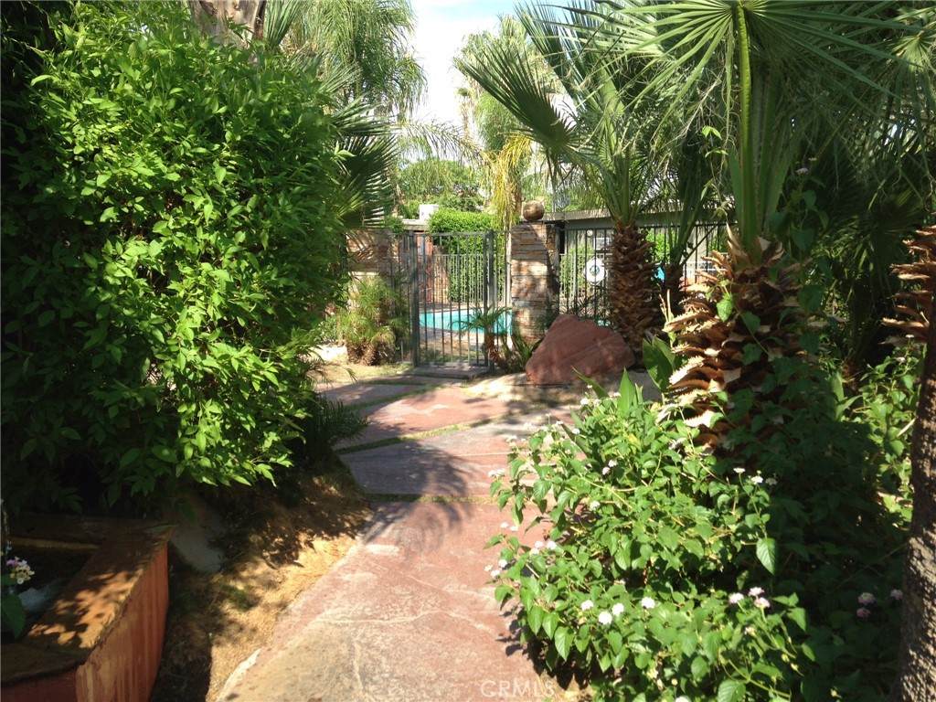 920 Chuckwalla Road - Photo 1