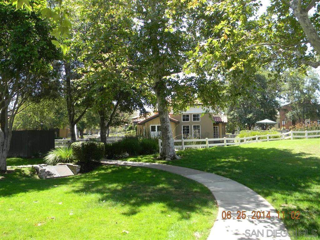 https://bt-photos.global.ssl.fastly.net/socal/orig_boomver_1_437630942-3.jpg