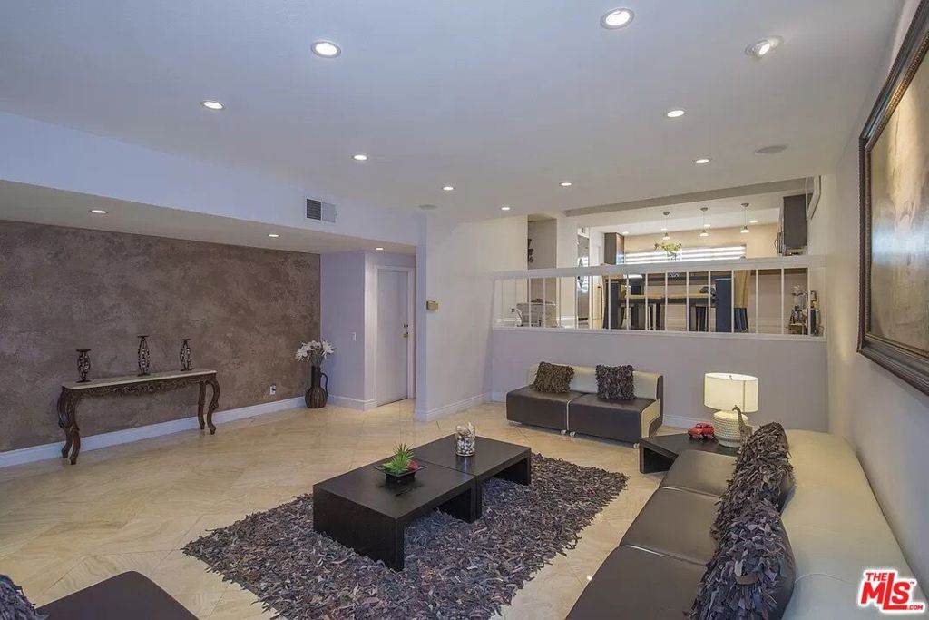 https://bt-photos.global.ssl.fastly.net/socal/orig_boomver_1_437711411-2.jpg