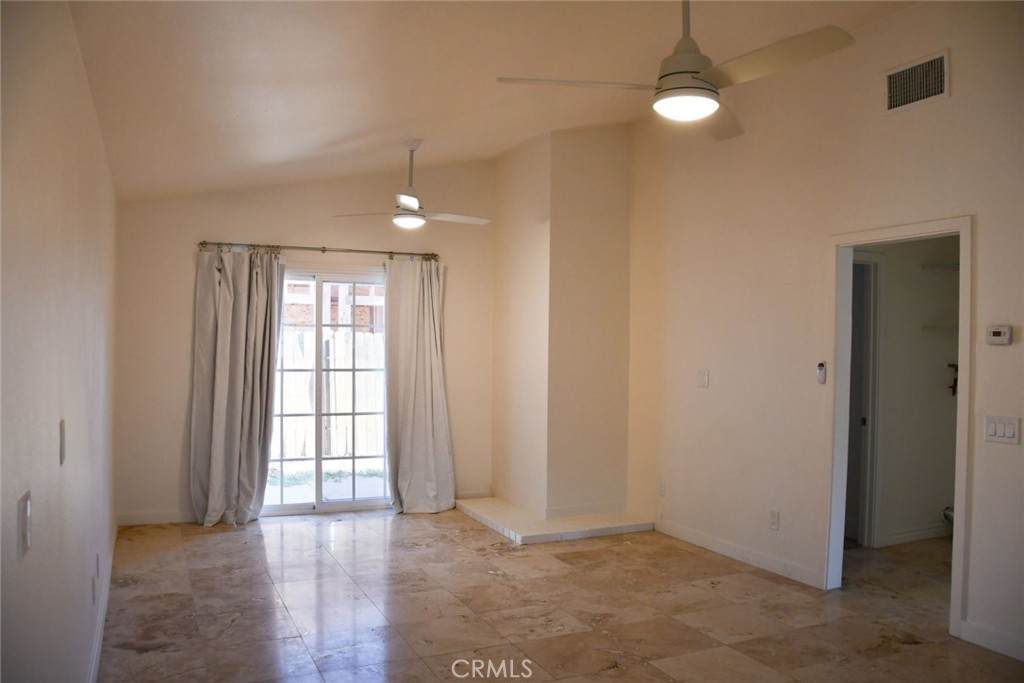 https://bt-photos.global.ssl.fastly.net/socal/orig_boomver_1_437776011-2.jpg