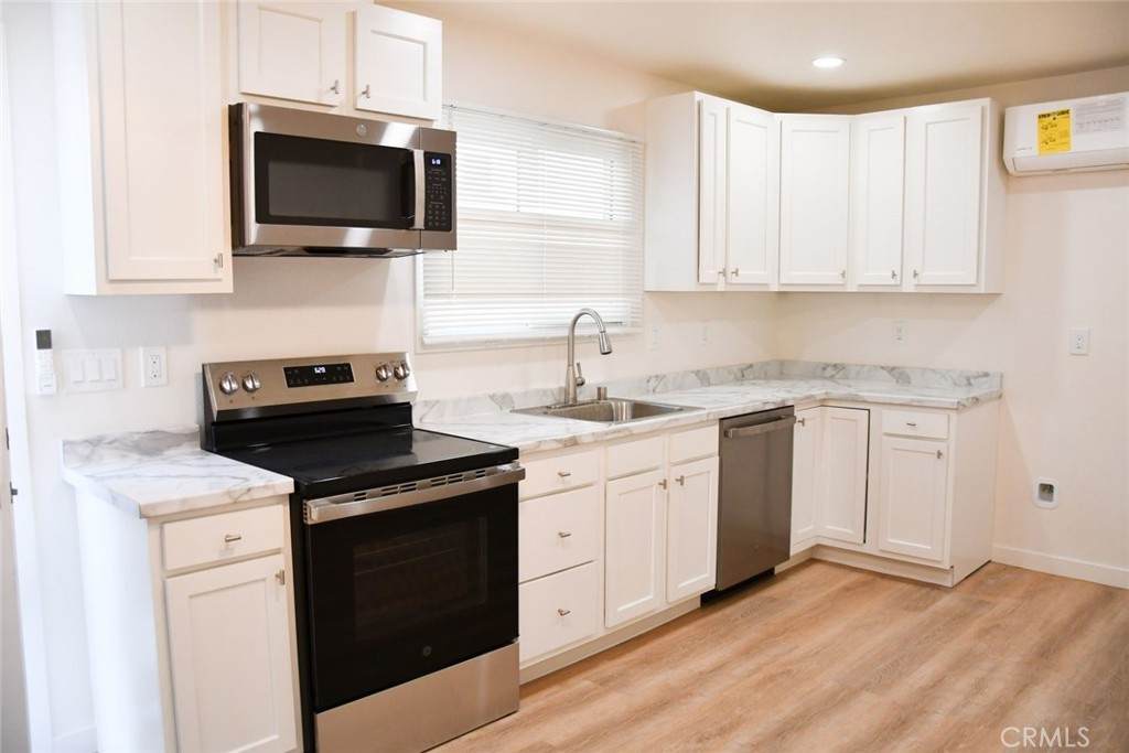 388 Parker - Photo 1