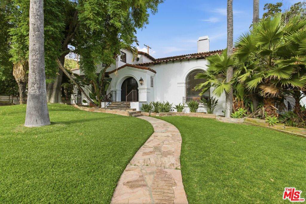 1530 Valley View Road - Photo 1