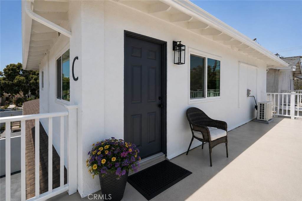 522 17th Street - Photo 1
