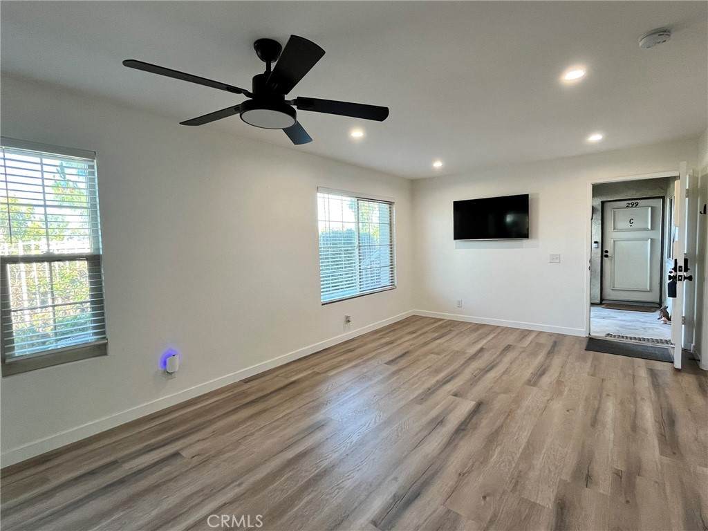 23335 La Crescenta - Photo 1