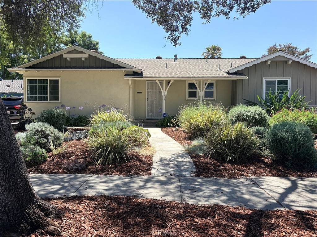 637 Geneva Avenue - Photo 1