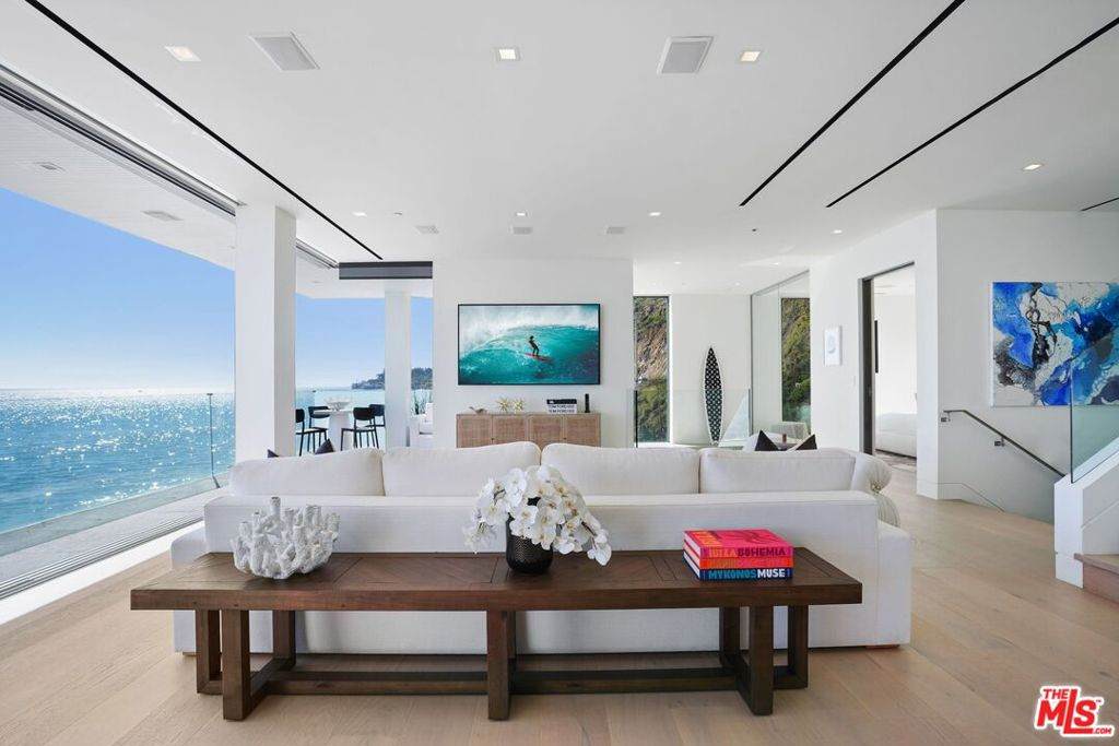 https://bt-photos.global.ssl.fastly.net/socal/orig_boomver_1_437962422-2.jpg