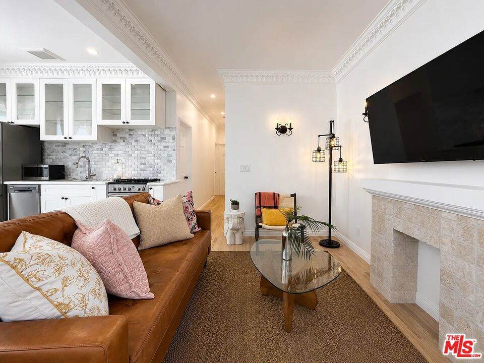 1111 21st Street - Photo 1