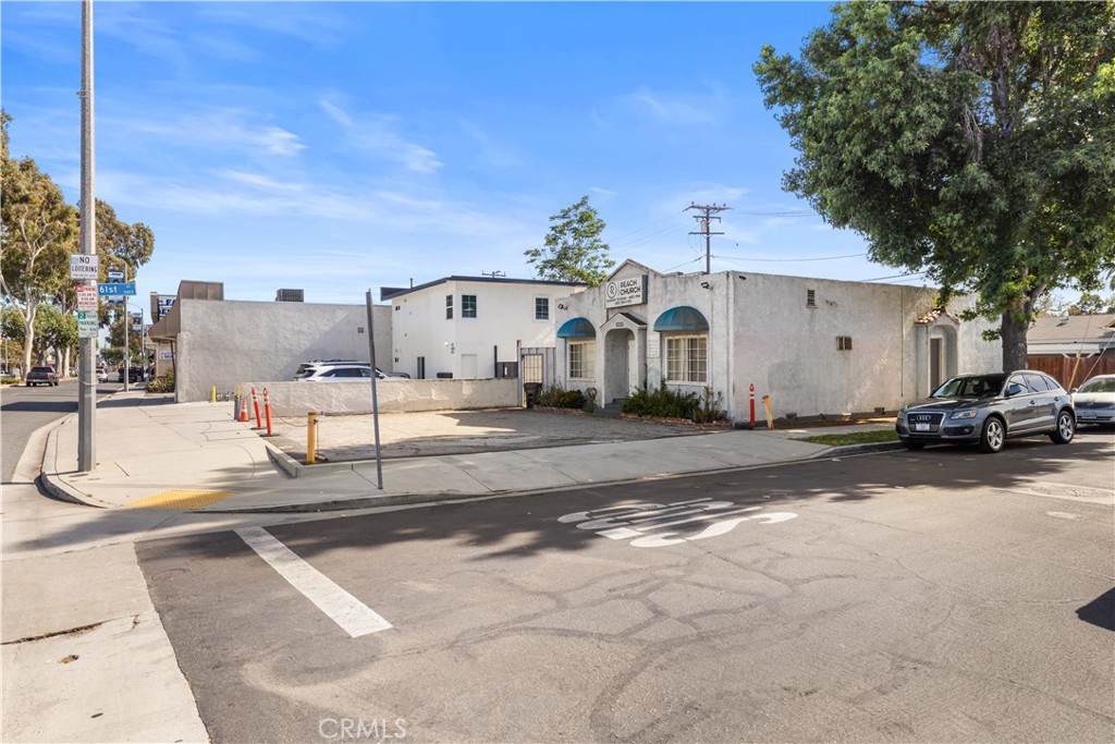https://bt-photos.global.ssl.fastly.net/socal/orig_boomver_1_438062750-2.jpg