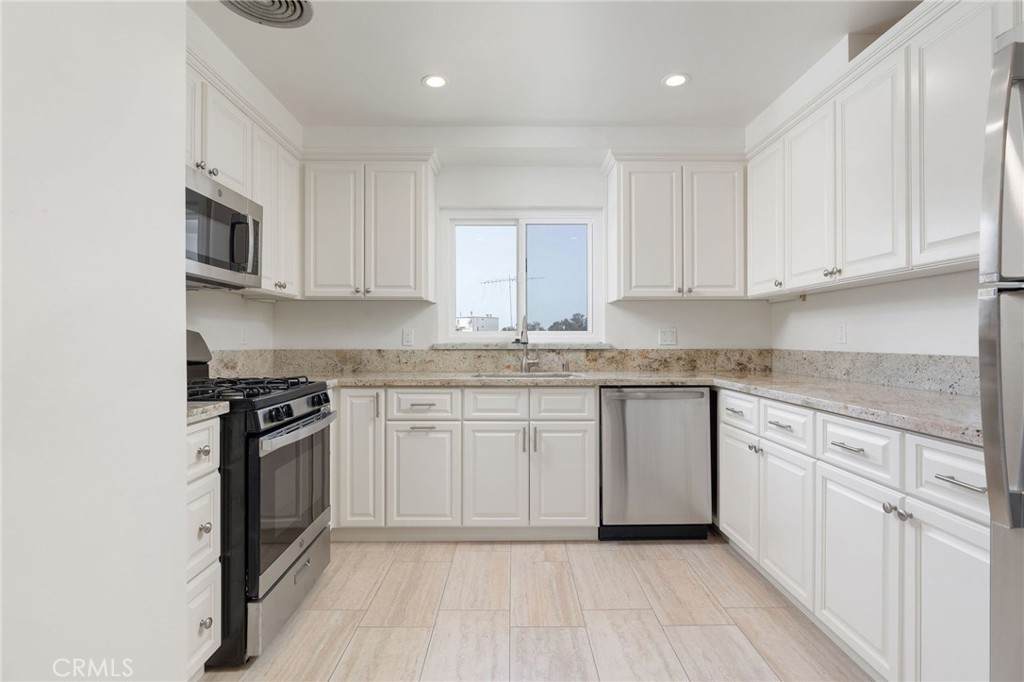 459 Landfair Avenue - Photo 1