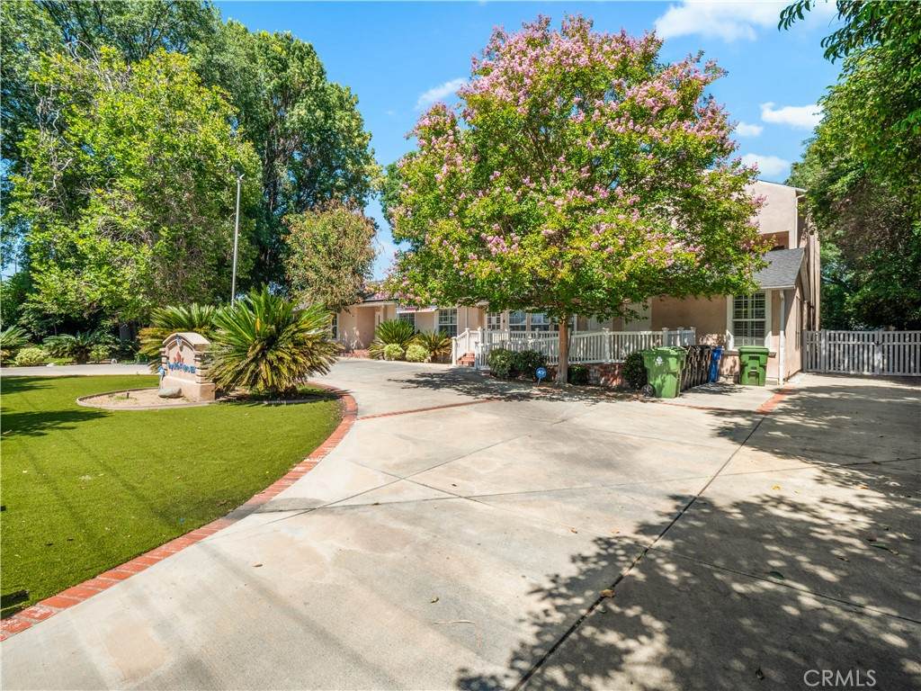 https://bt-photos.global.ssl.fastly.net/socal/orig_boomver_1_438081433-2.jpg