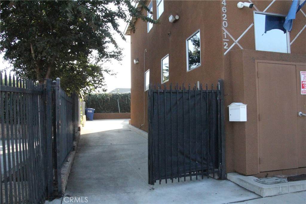 https://bt-photos.global.ssl.fastly.net/socal/orig_boomver_1_438428939-3.jpg