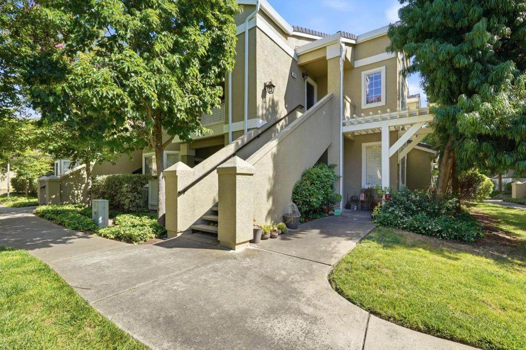 5965 Lake Hennessy Court - Photo 1