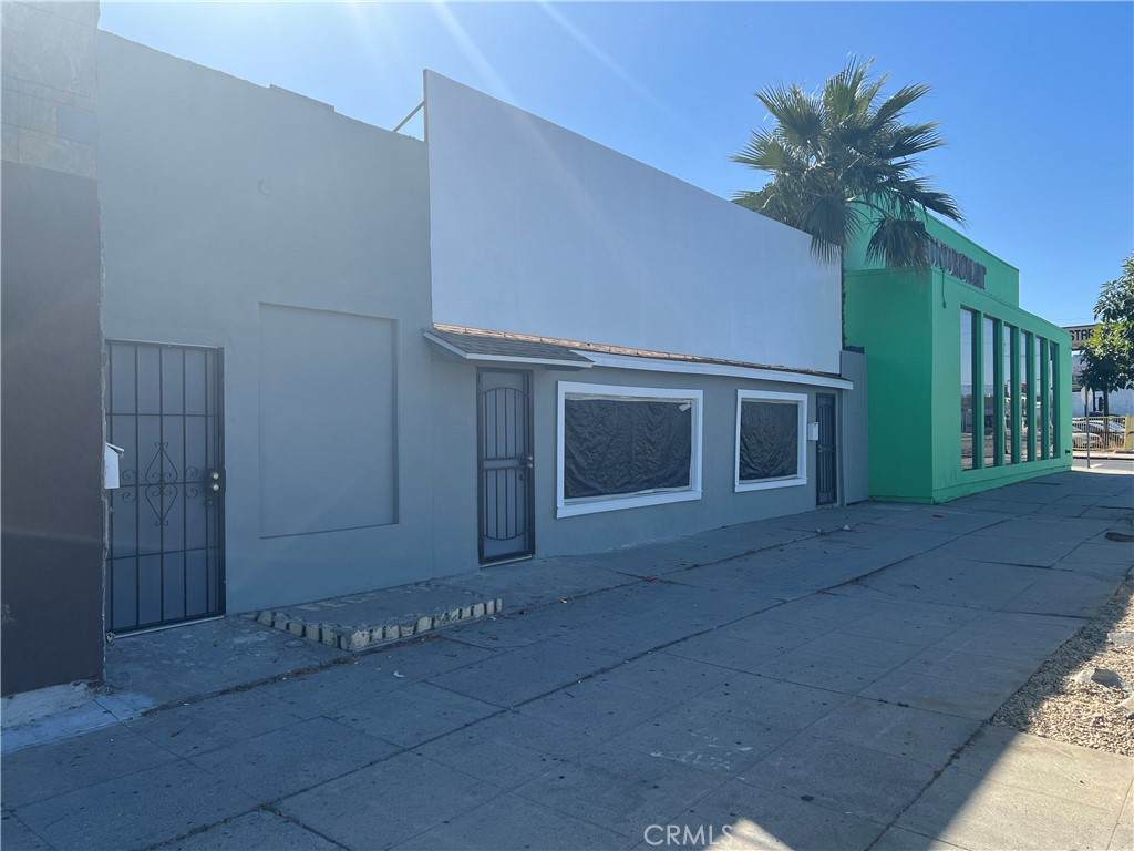 5725 Lankershim - Photo 1