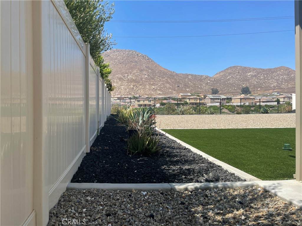 https://bt-photos.global.ssl.fastly.net/socal/orig_boomver_1_439139512-2.jpg